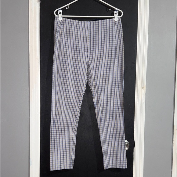 Ann Taylor Pants - Ann Taylor Plaid Stretch Skinny Pants Size: 10 Inseam: 26”